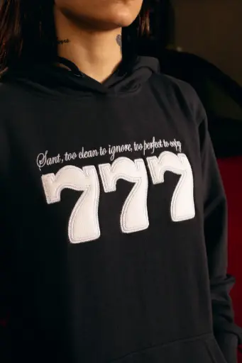 Hoodie - 777